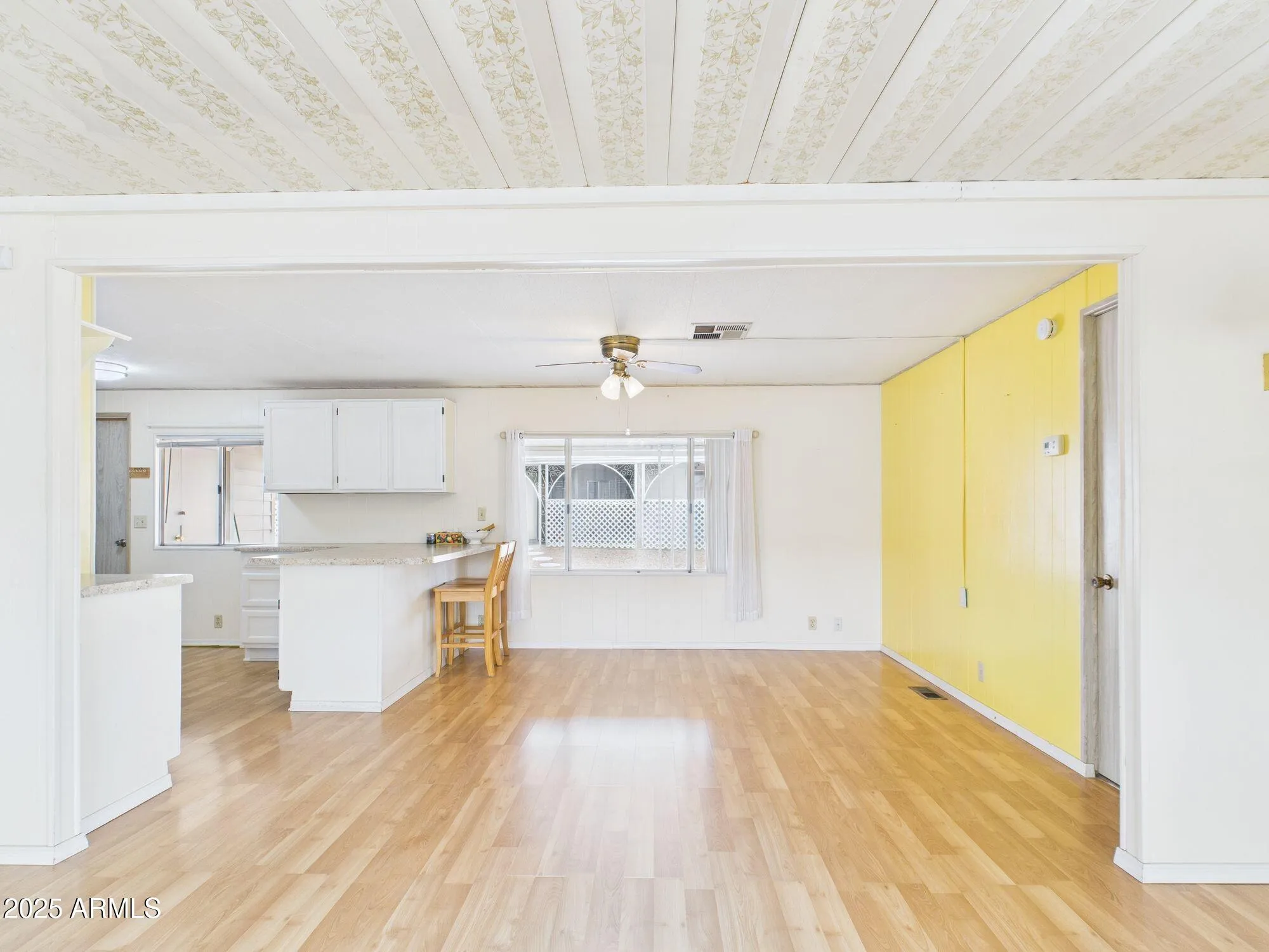 Property Slideshow image 6 of 21 | 428 s 80th way, Mesa, AZ, 85208