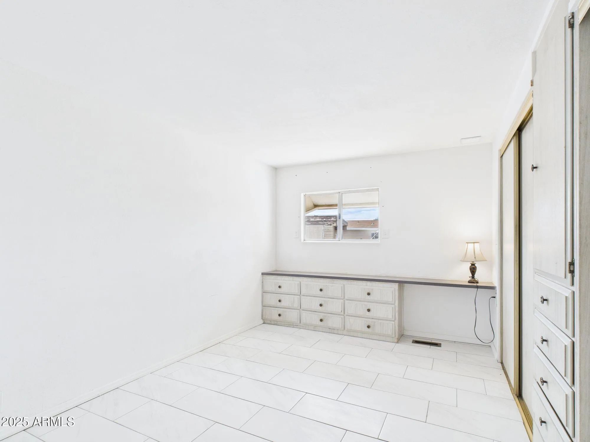 Property Slideshow image 13 of 21 | 428 s 80th way, Mesa, AZ, 85208