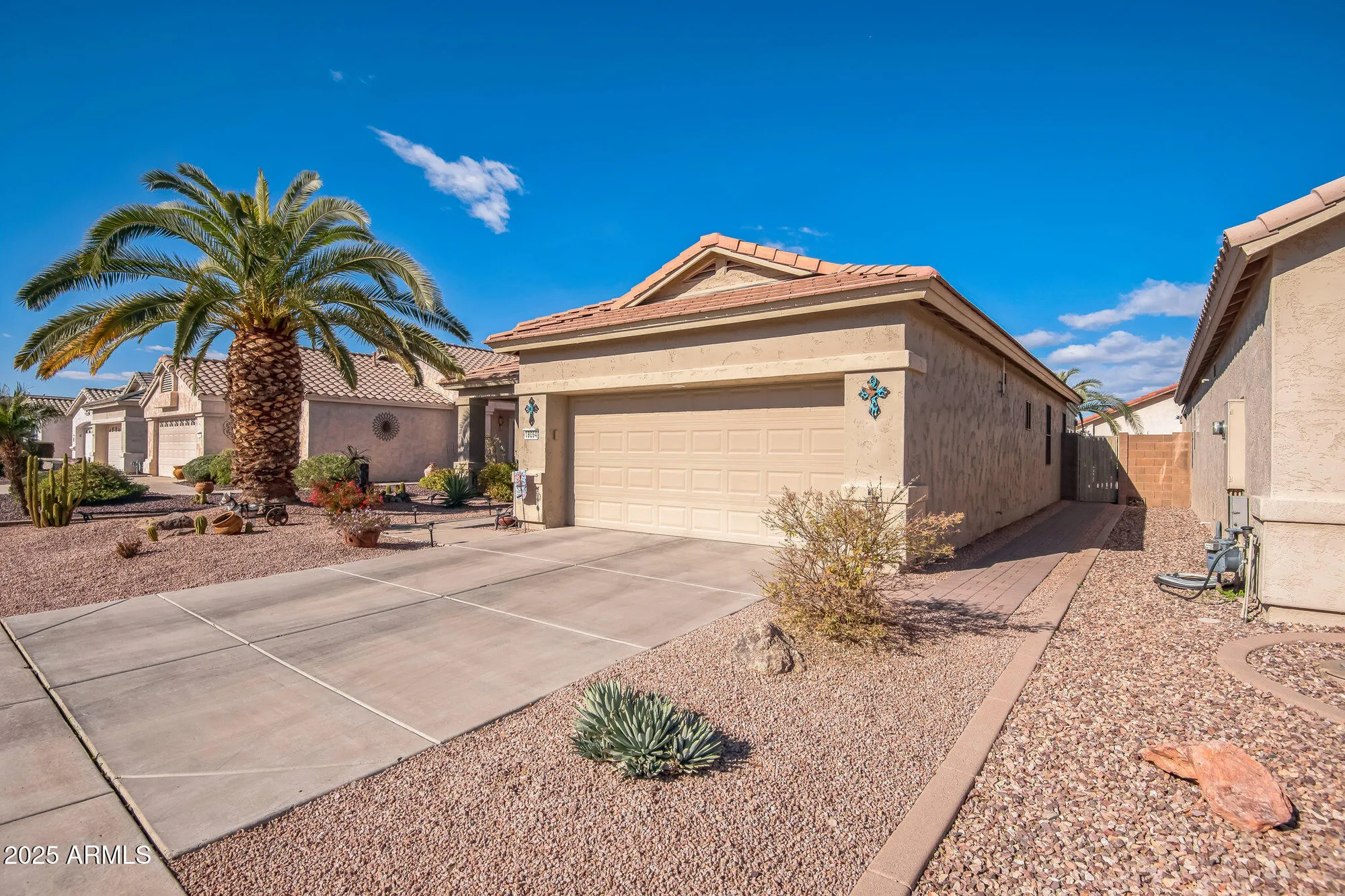 Property Slideshow image 3 of 30 | 18064 w buena vista dr, Surprise, AZ, 85374