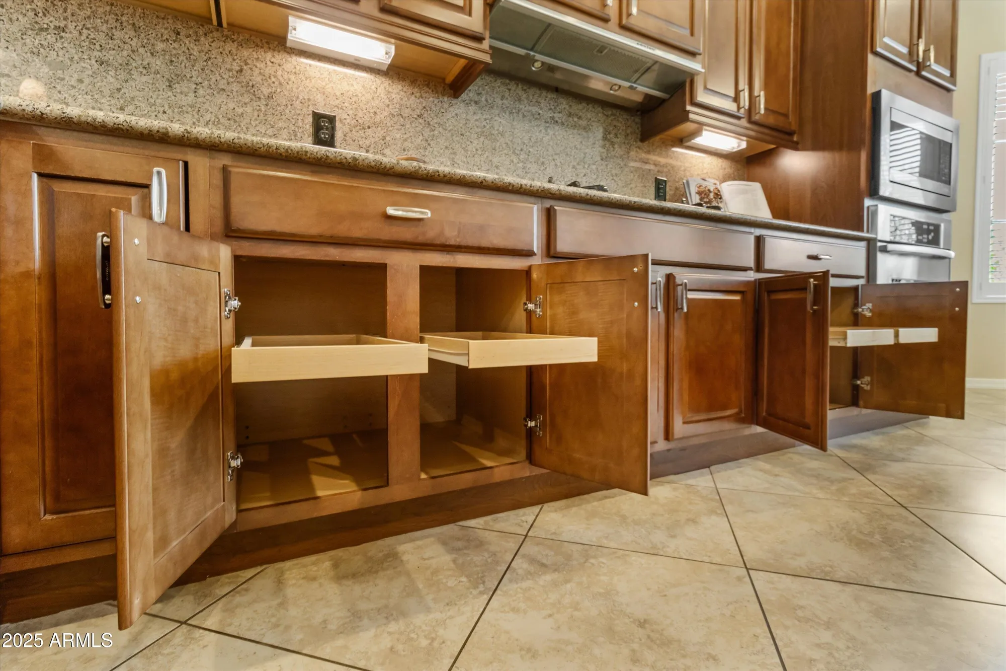 Property Slideshow image 18 of 61 | 26168 w tina ln, Buckeye, AZ, 85396