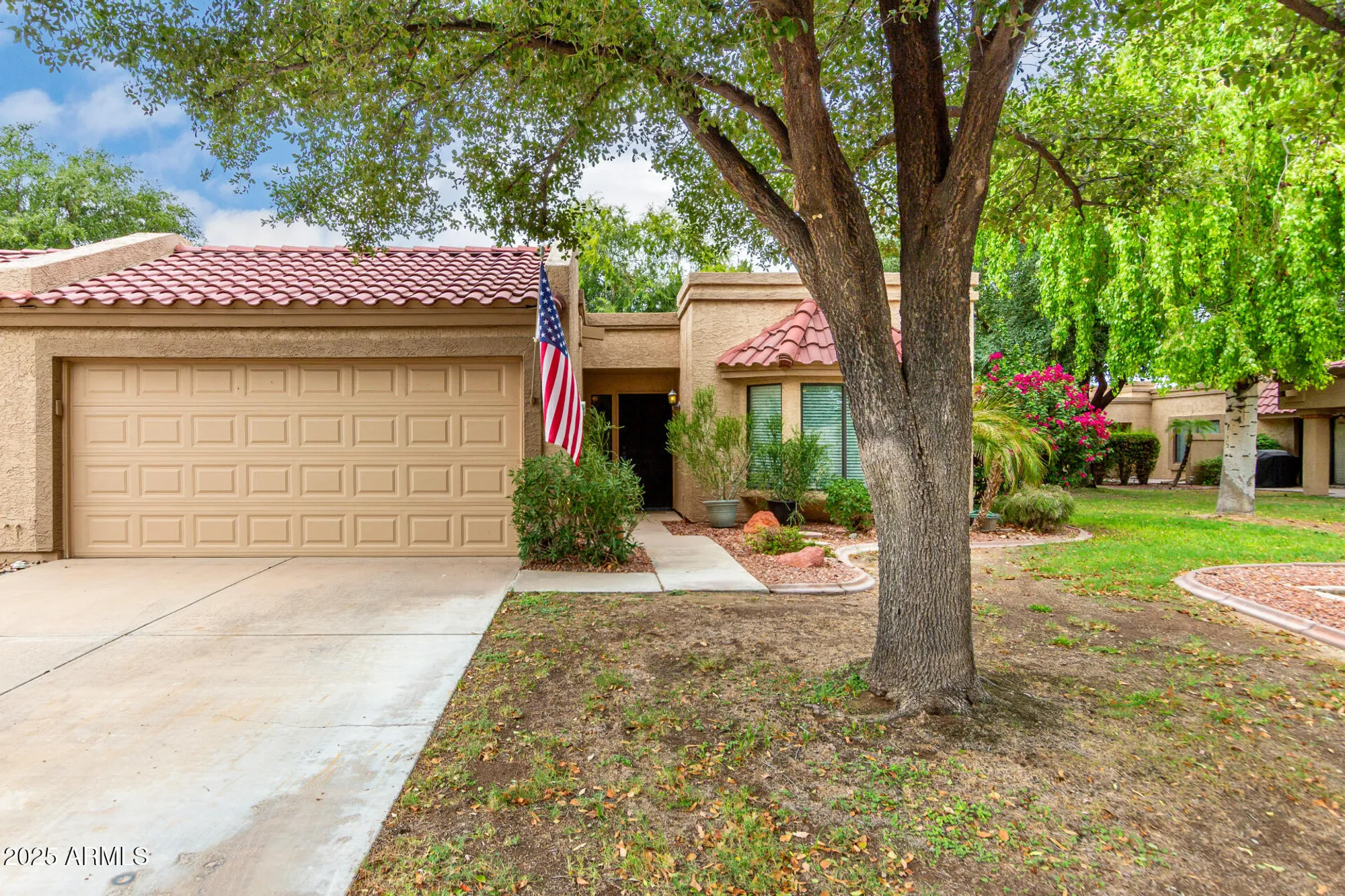 Property Slideshow image 1 of 40 | 19562 n 96th ln, Peoria, AZ, 85382
