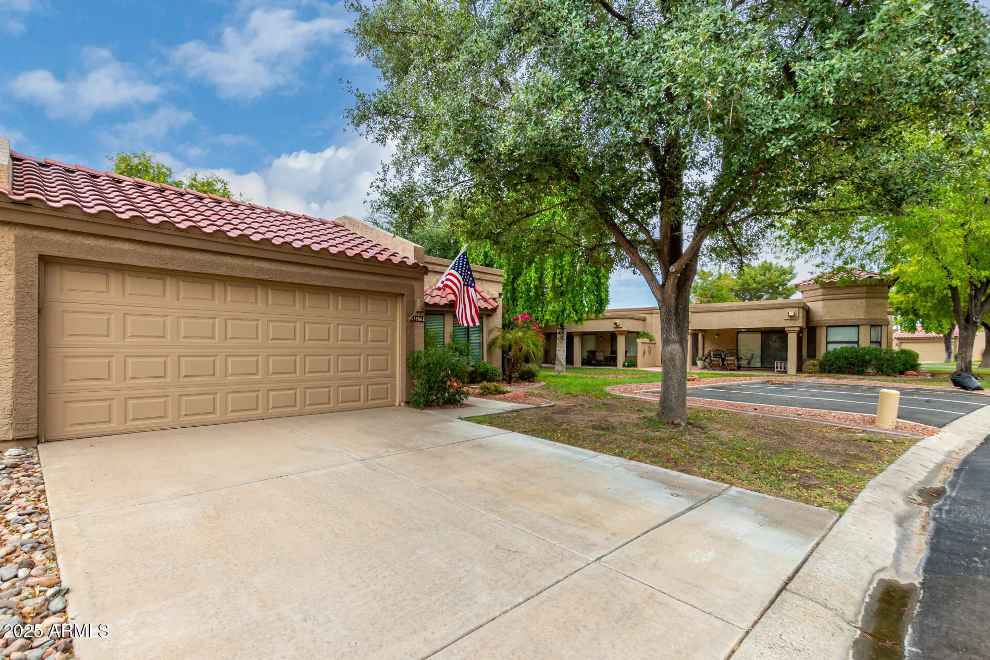 Property Slideshow image 3 of 40 | 19562 n 96th ln, Peoria, AZ, 85382