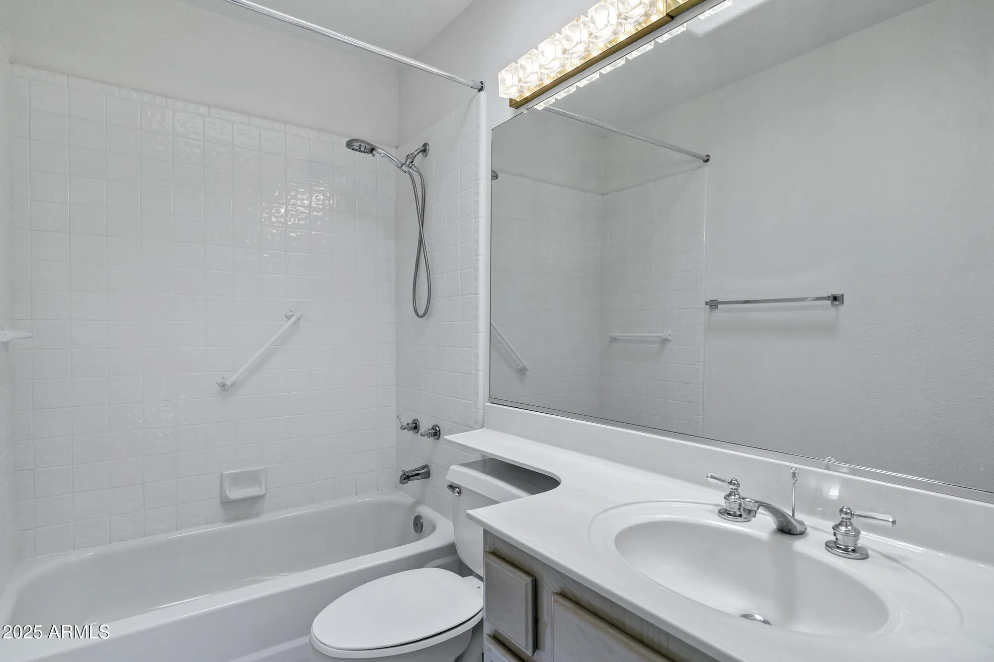 Property Slideshow image 24 of 31 | 24809 s drifter dr, Sun Lakes, AZ, 85248