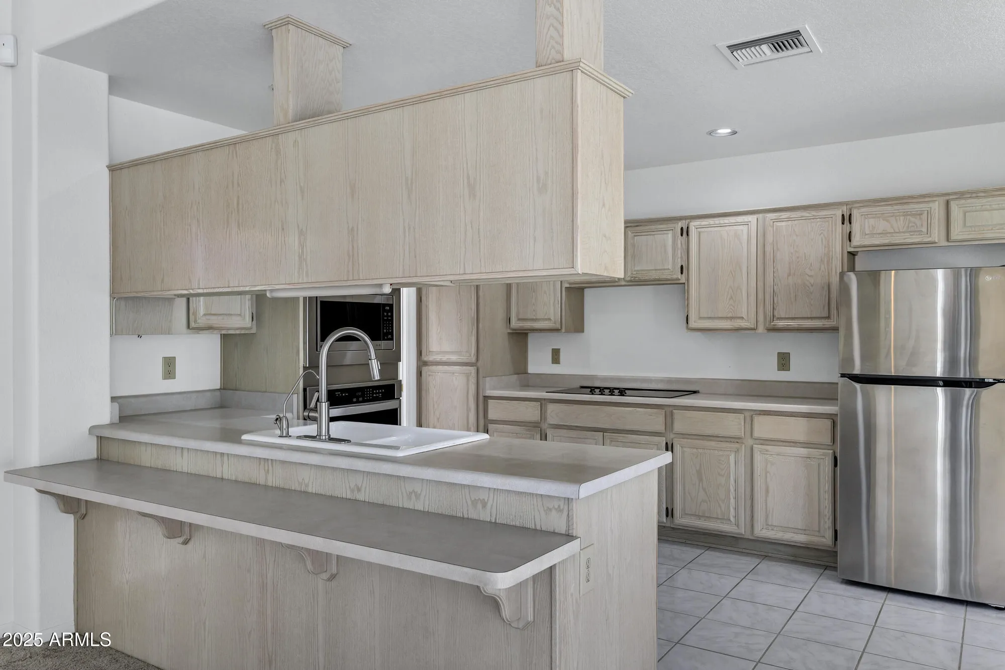 Property Slideshow image 14 of 31 | 24809 s drifter dr, Sun Lakes, AZ, 85248