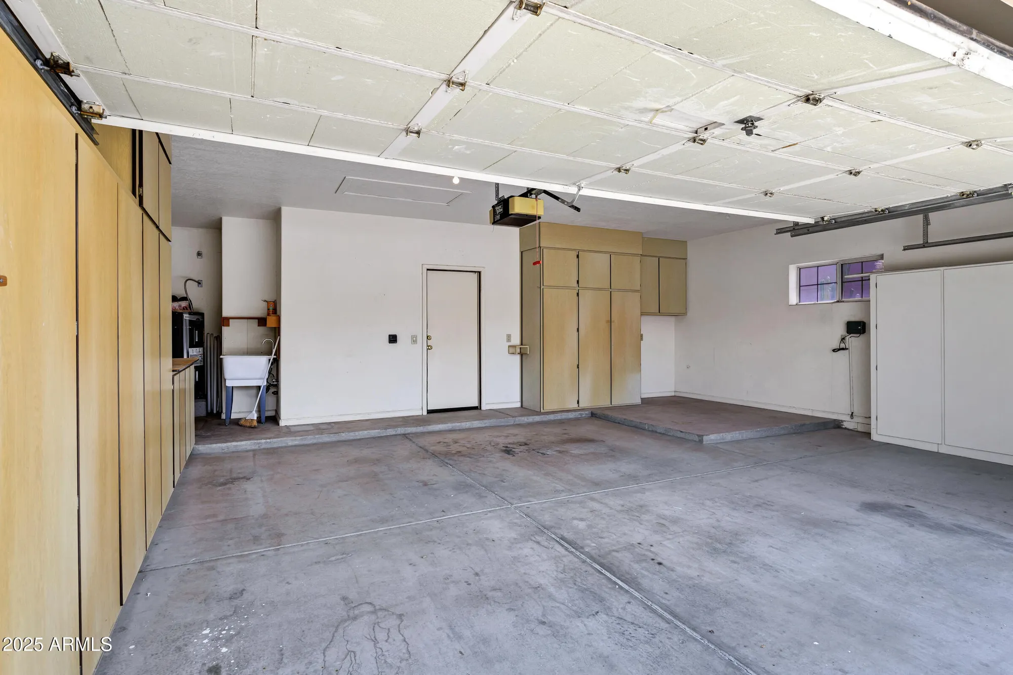 Property Slideshow image 26 of 31 | 24809 s drifter dr, Sun Lakes, AZ, 85248