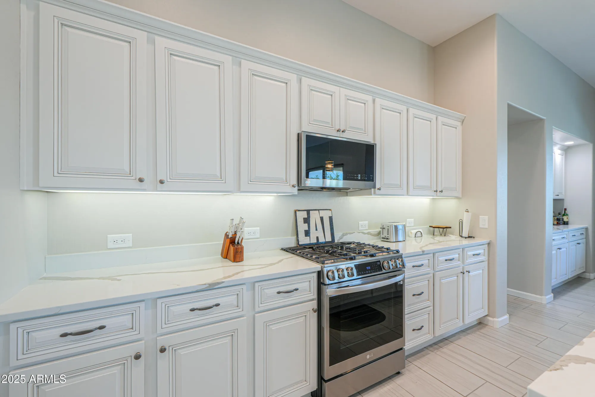Property Slideshow image 11 of 51 | 4596 w loma verde ave, Eloy, AZ, 85131