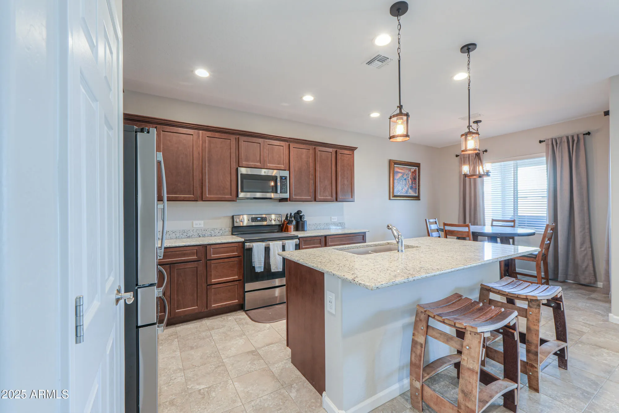 Property Slideshow image 8 of 32 | 4076 w painted horse dr, Eloy, AZ, 85131