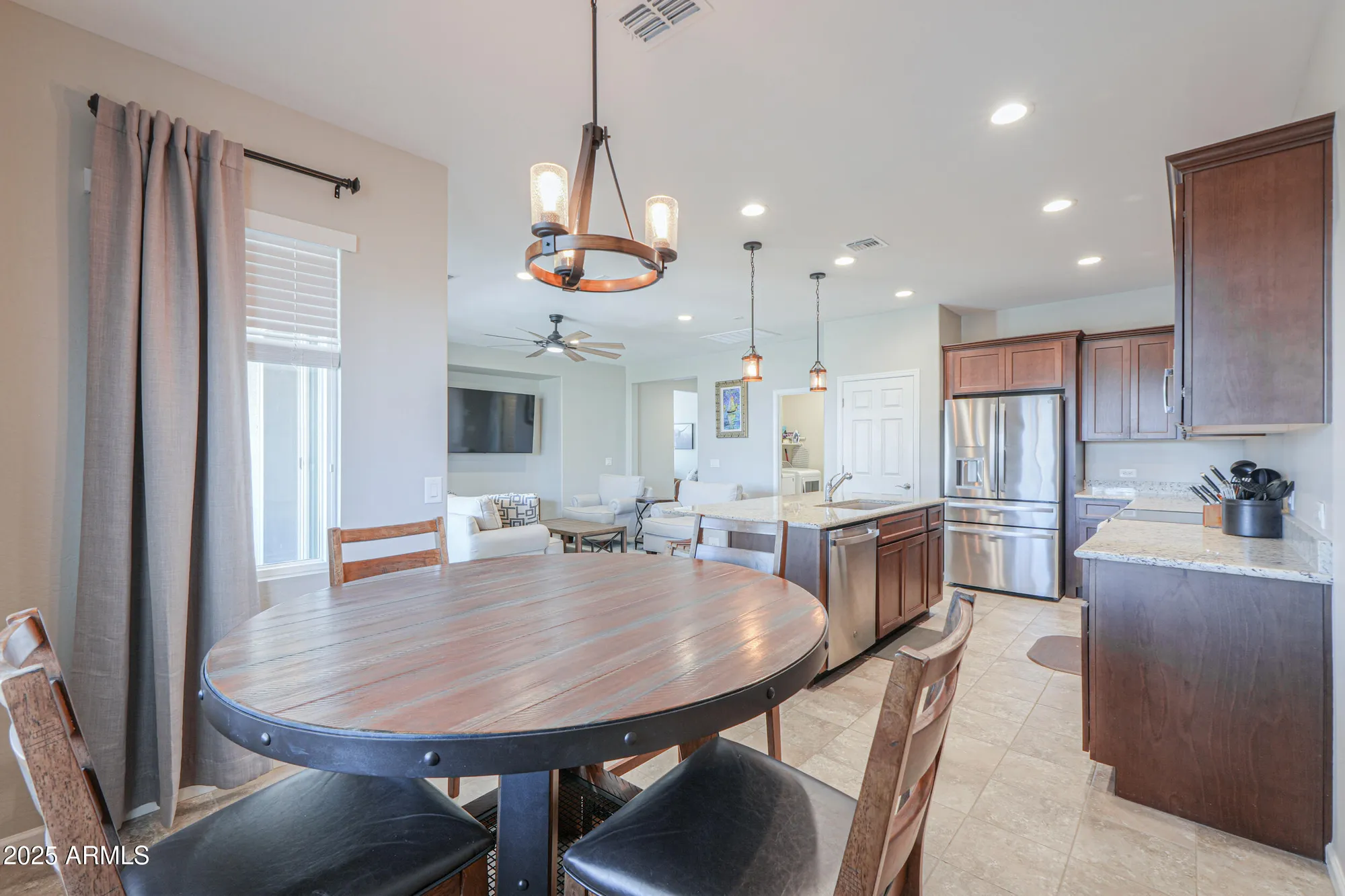 Property Slideshow image 12 of 32 | 4076 w painted horse dr, Eloy, AZ, 85131