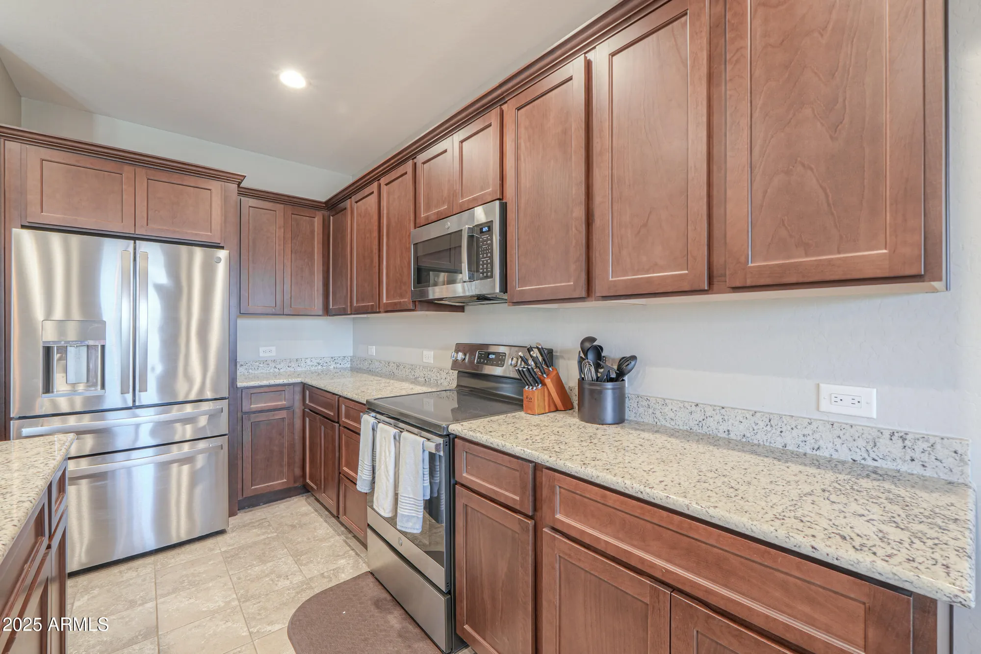 Property Slideshow image 5 of 32 | 4076 w painted horse dr, Eloy, AZ, 85131