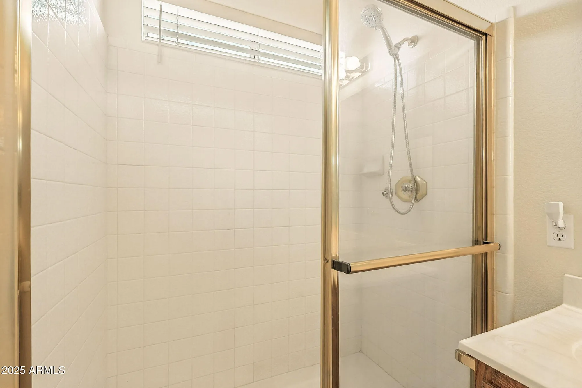 Property Slideshow image 35 of 78 | 15514 w piccadilly rd, Goodyear, AZ, 85395