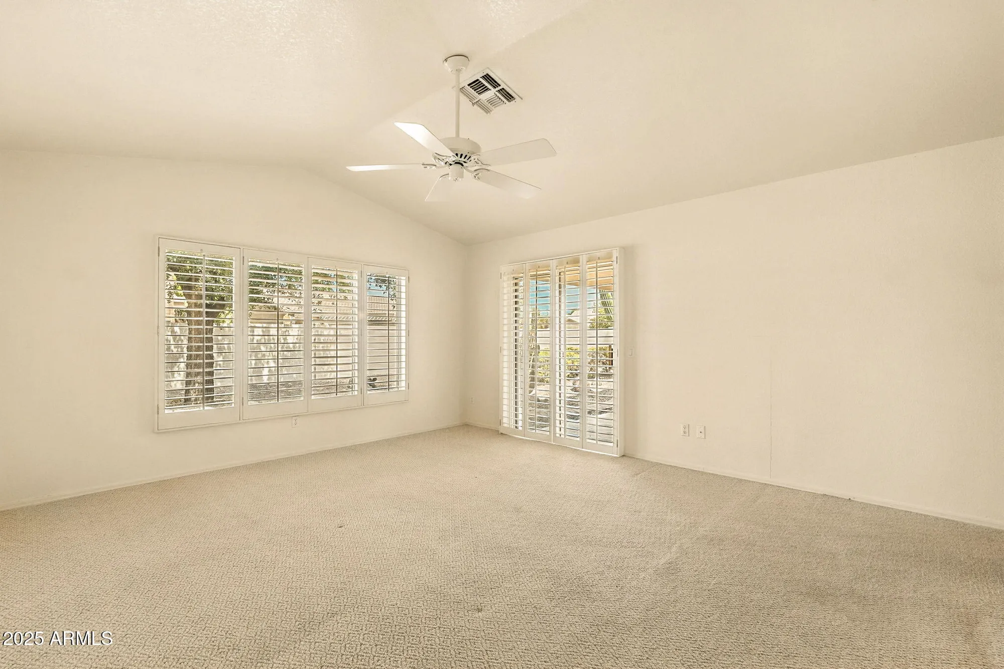 Property Slideshow image 30 of 78 | 15514 w piccadilly rd, Goodyear, AZ, 85395