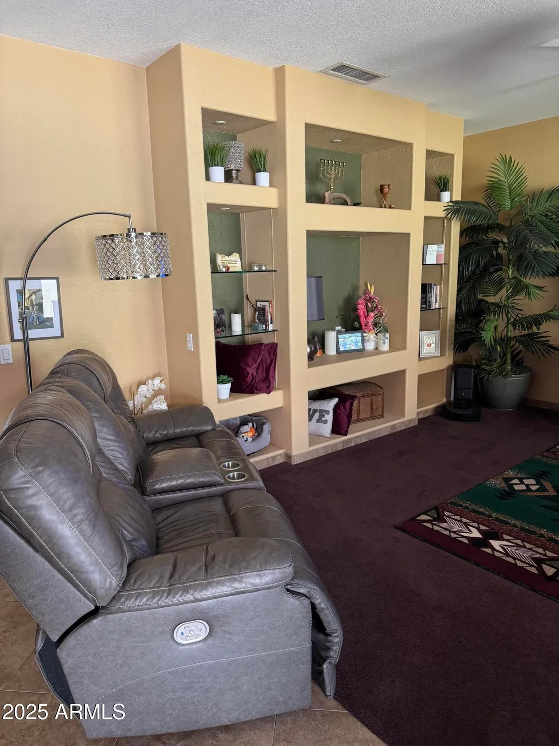 Property Slideshow image 13 of 41 | 15505 w coral pointe dr, Surprise, AZ, 85374