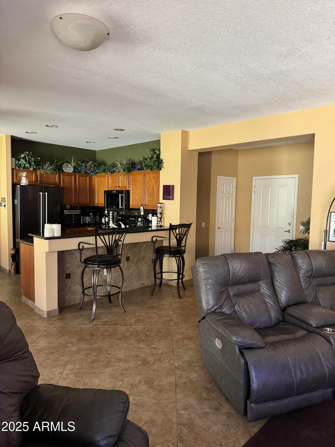 Property Slideshow image 12 of 41 | 15505 w coral pointe dr, Surprise, AZ, 85374