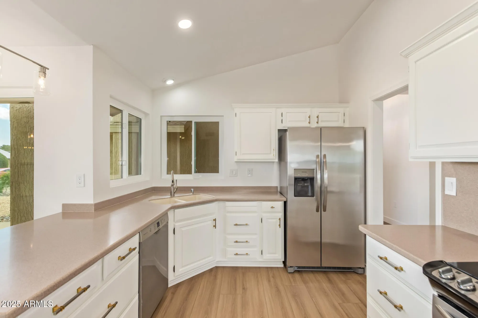 Property Slideshow image 9 of 19 | 13910 w oak glen dr, Sun City West, AZ, 85375