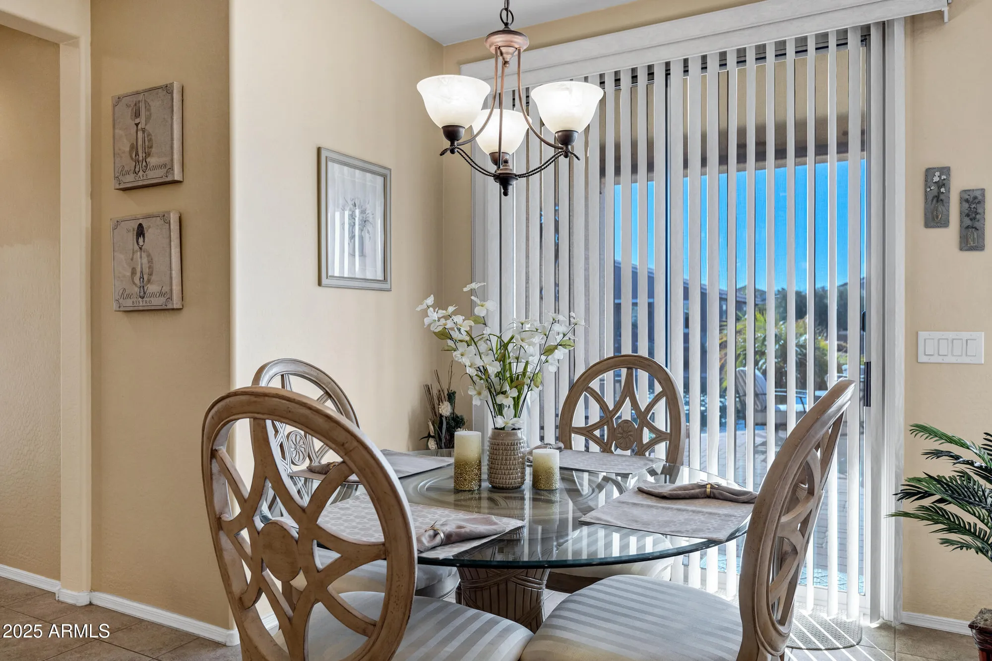 Property Slideshow image 7 of 50 | 20208 n oxbow ln, Maricopa, AZ, 85138