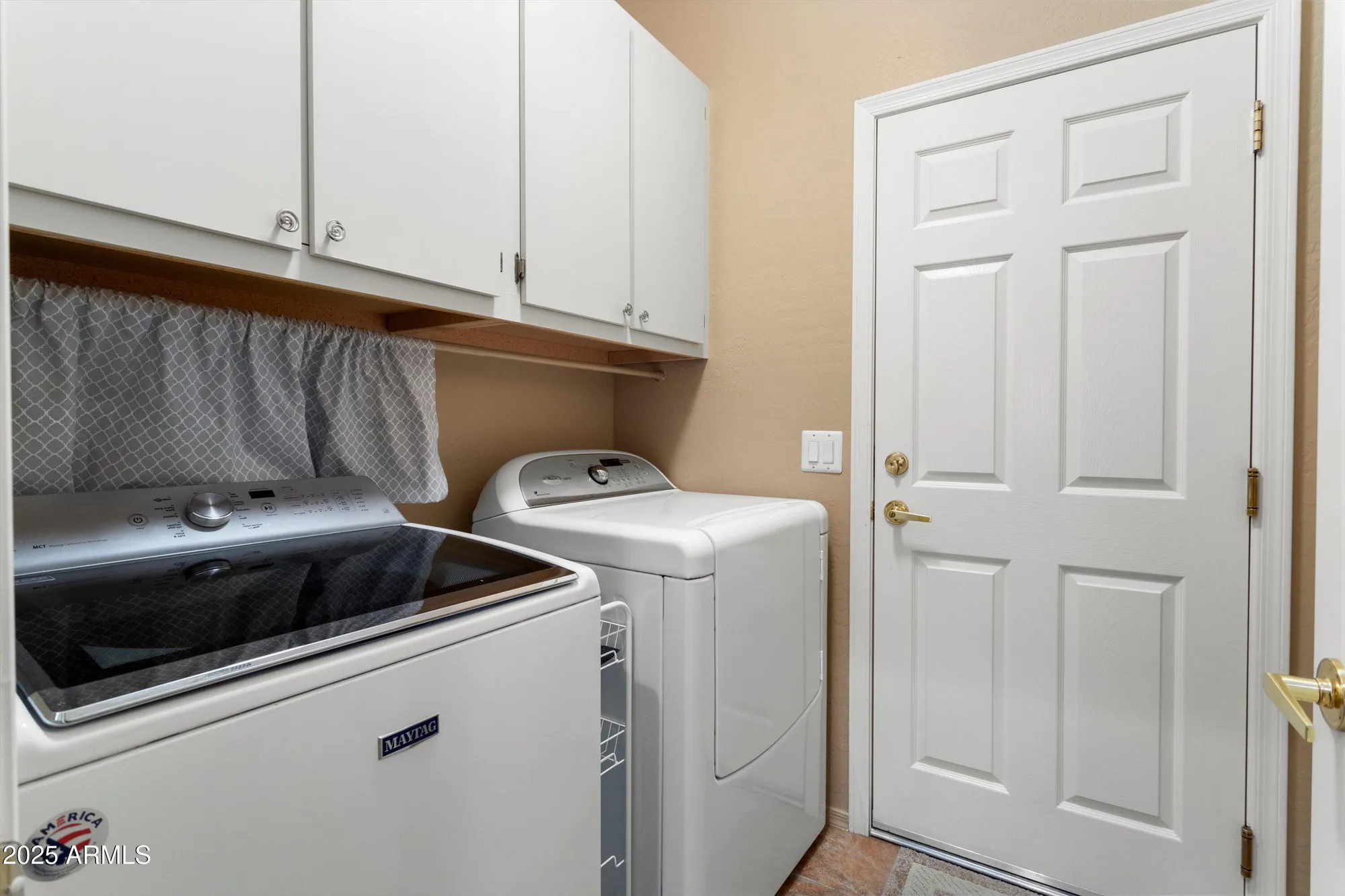 Property Slideshow image 4 of 41 | 16838 w cortaro point dr, Surprise, AZ, 85387