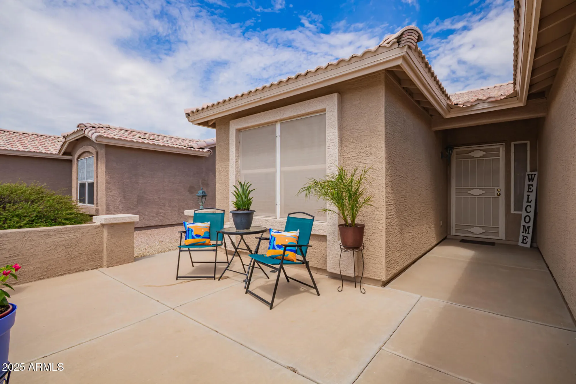 Property Slideshow image 4 of 21 | 1472 e torrey pines ln, Chandler, AZ, 85249