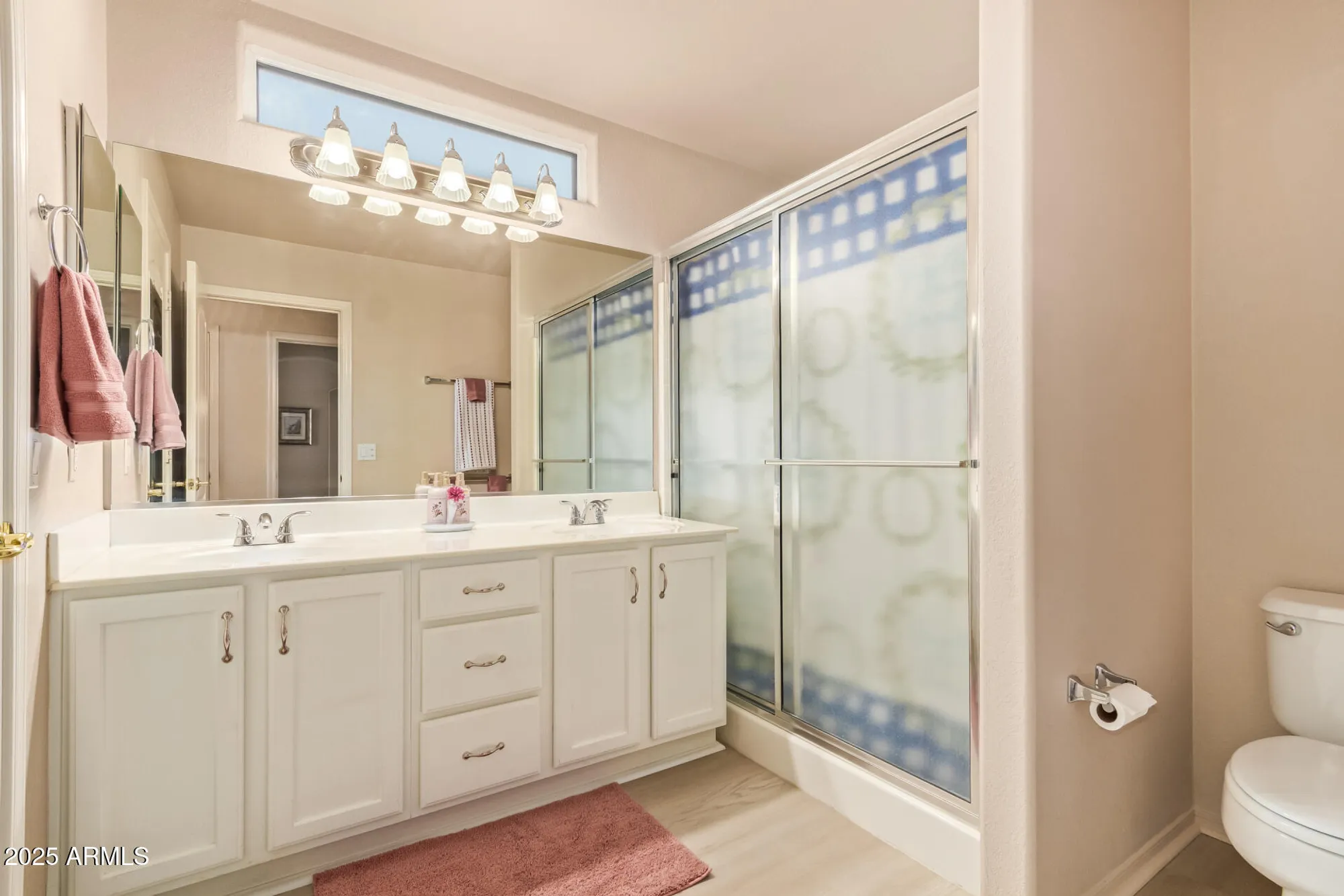 Property Slideshow image 11 of 21 | 1472 e torrey pines ln, Chandler, AZ, 85249