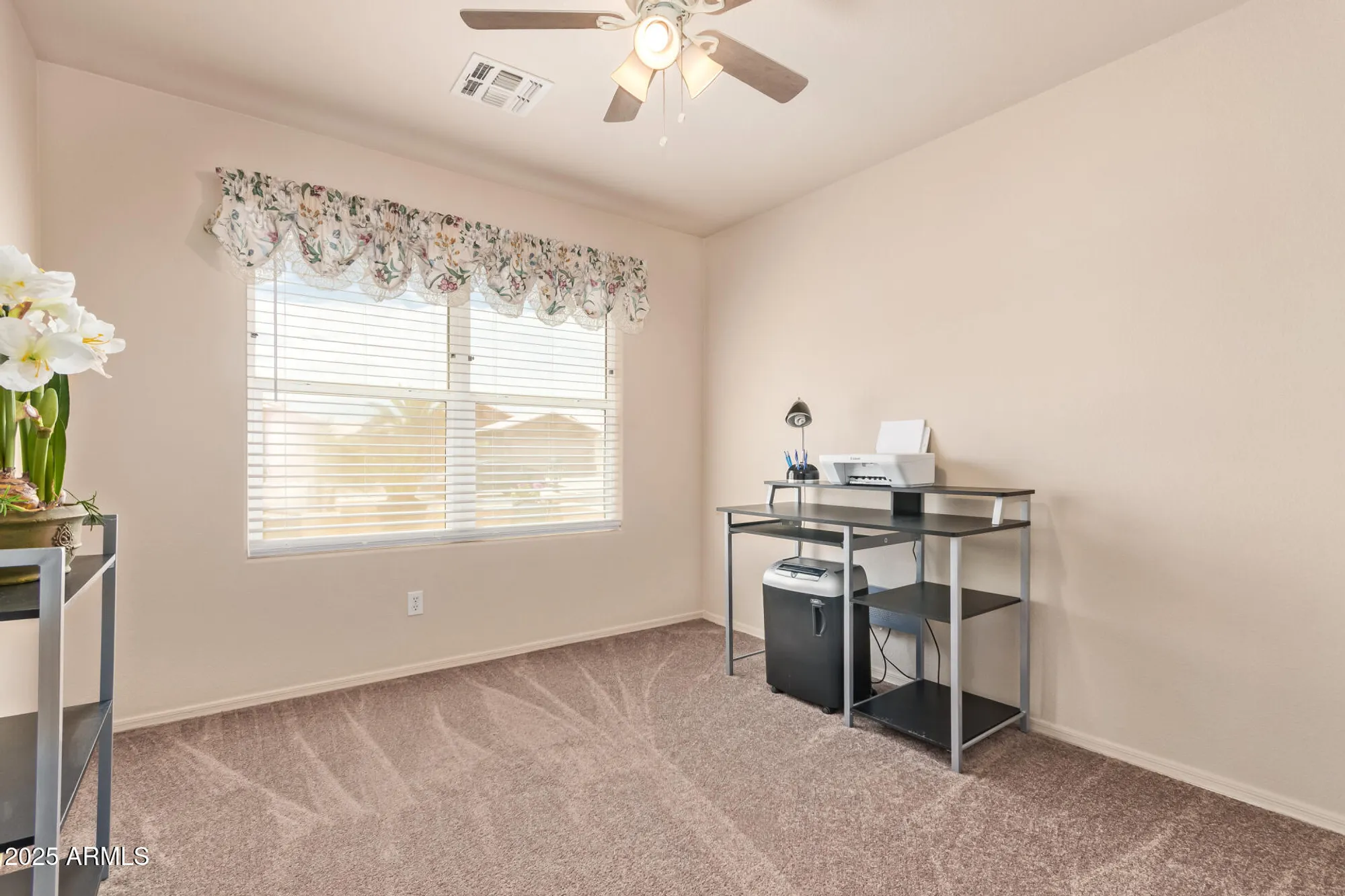 Property Slideshow image 12 of 21 | 1472 e torrey pines ln, Chandler, AZ, 85249