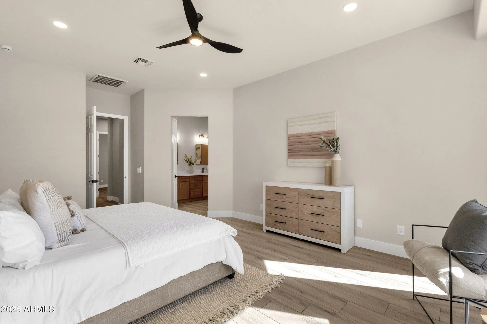 Property Slideshow image 19 of 44 | 17002 s 178th ave, Goodyear, AZ, 85338