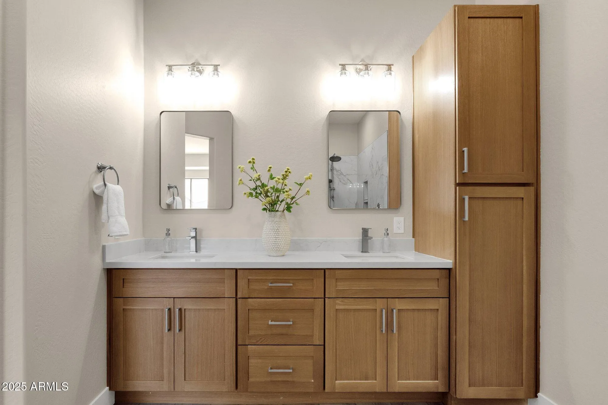 Property Slideshow image 20 of 44 | 17002 s 178th ave, Goodyear, AZ, 85338