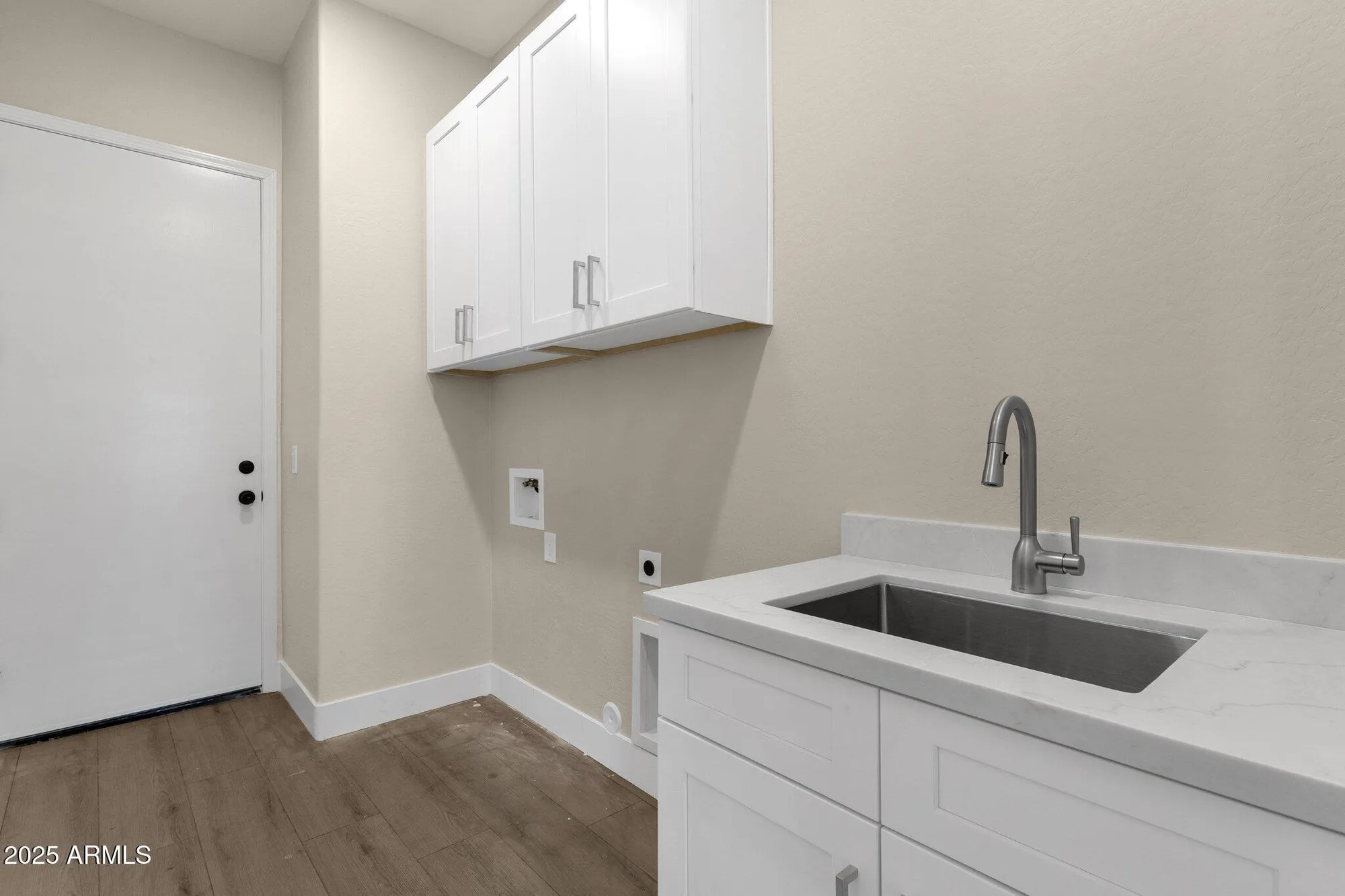 Property Slideshow image 12 of 44 | 17002 s 178th ave, Goodyear, AZ, 85338