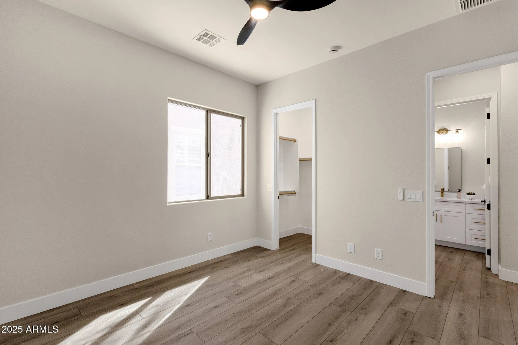 Property Slideshow image 14 of 44 | 17002 s 178th ave, Goodyear, AZ, 85338
