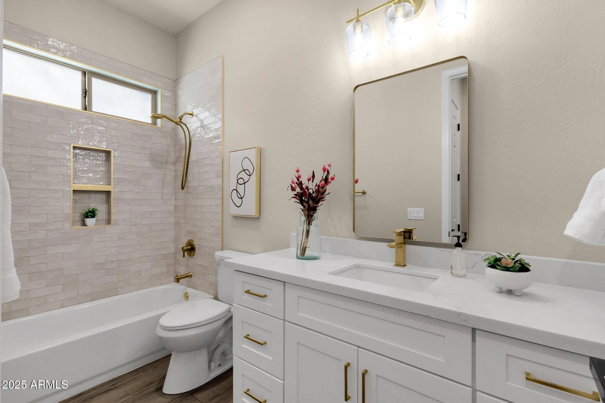 Property Slideshow image 15 of 44 | 17002 s 178th ave, Goodyear, AZ, 85338