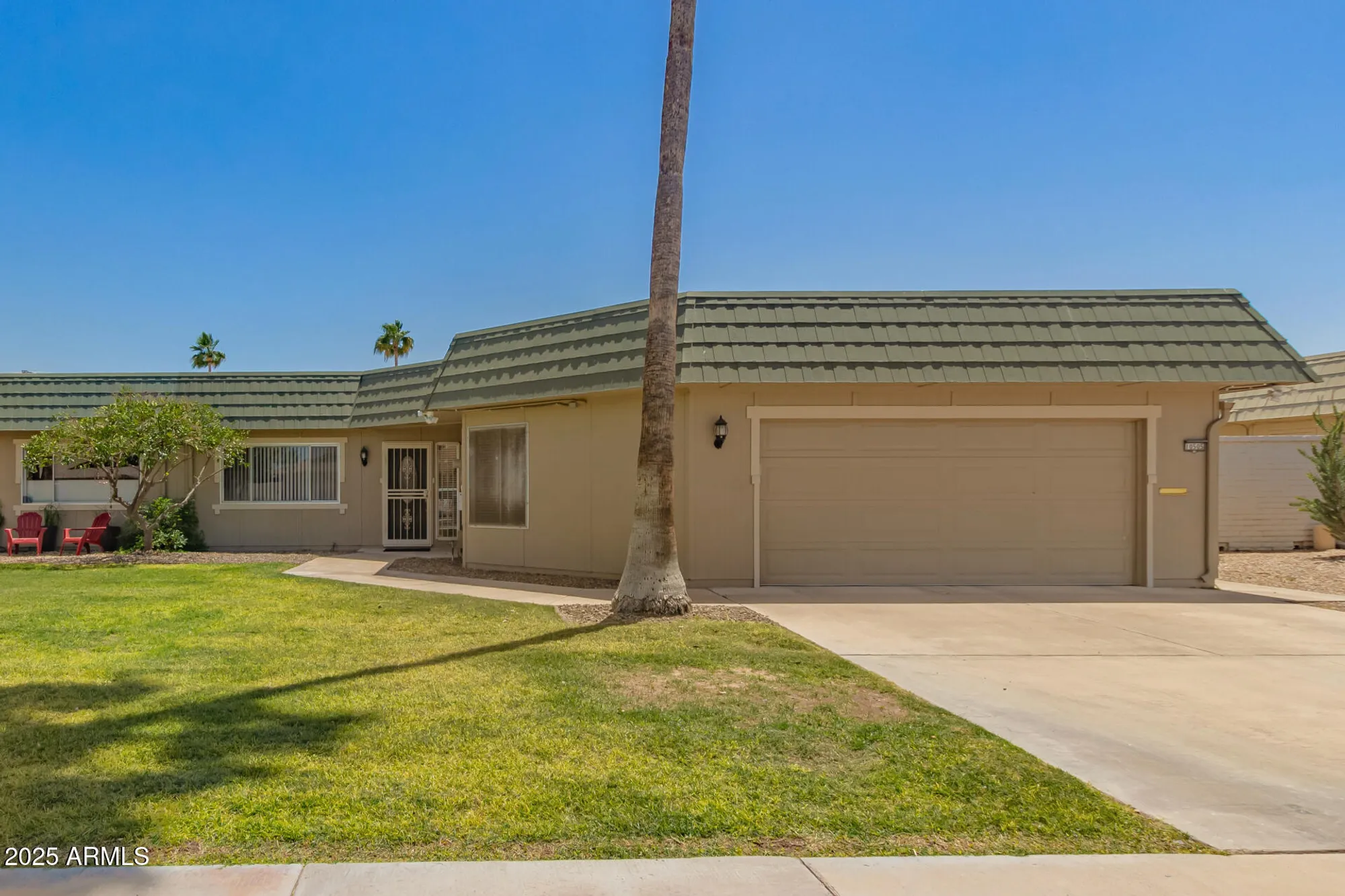 Property Slideshow image 3 of 37 | 10505 w campana dr, Sun City, AZ, 85351