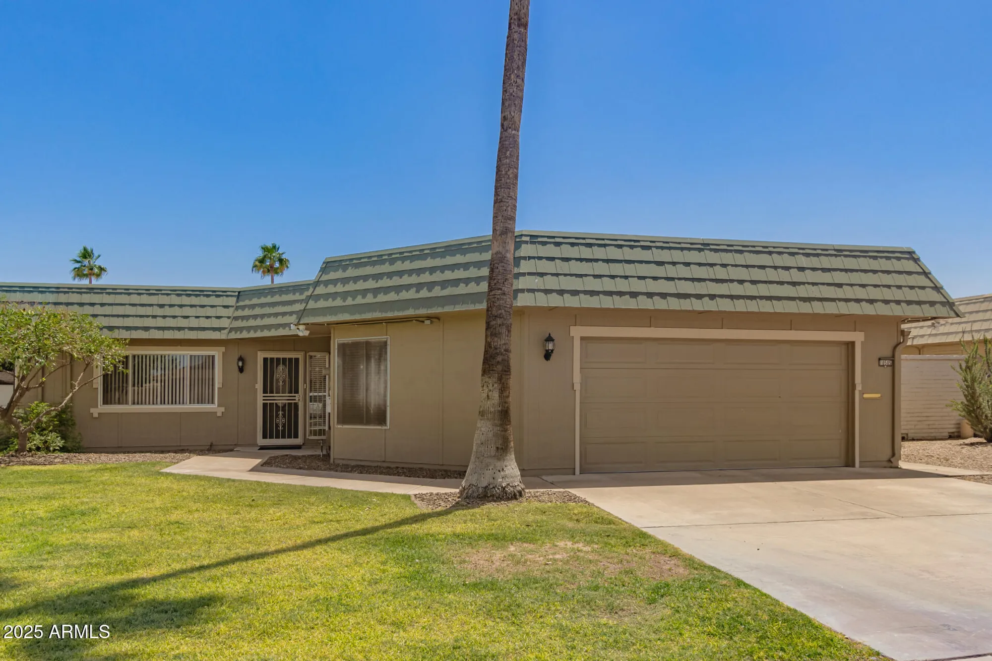 Property Slideshow image 5 of 37 | 10505 w campana dr, Sun City, AZ, 85351