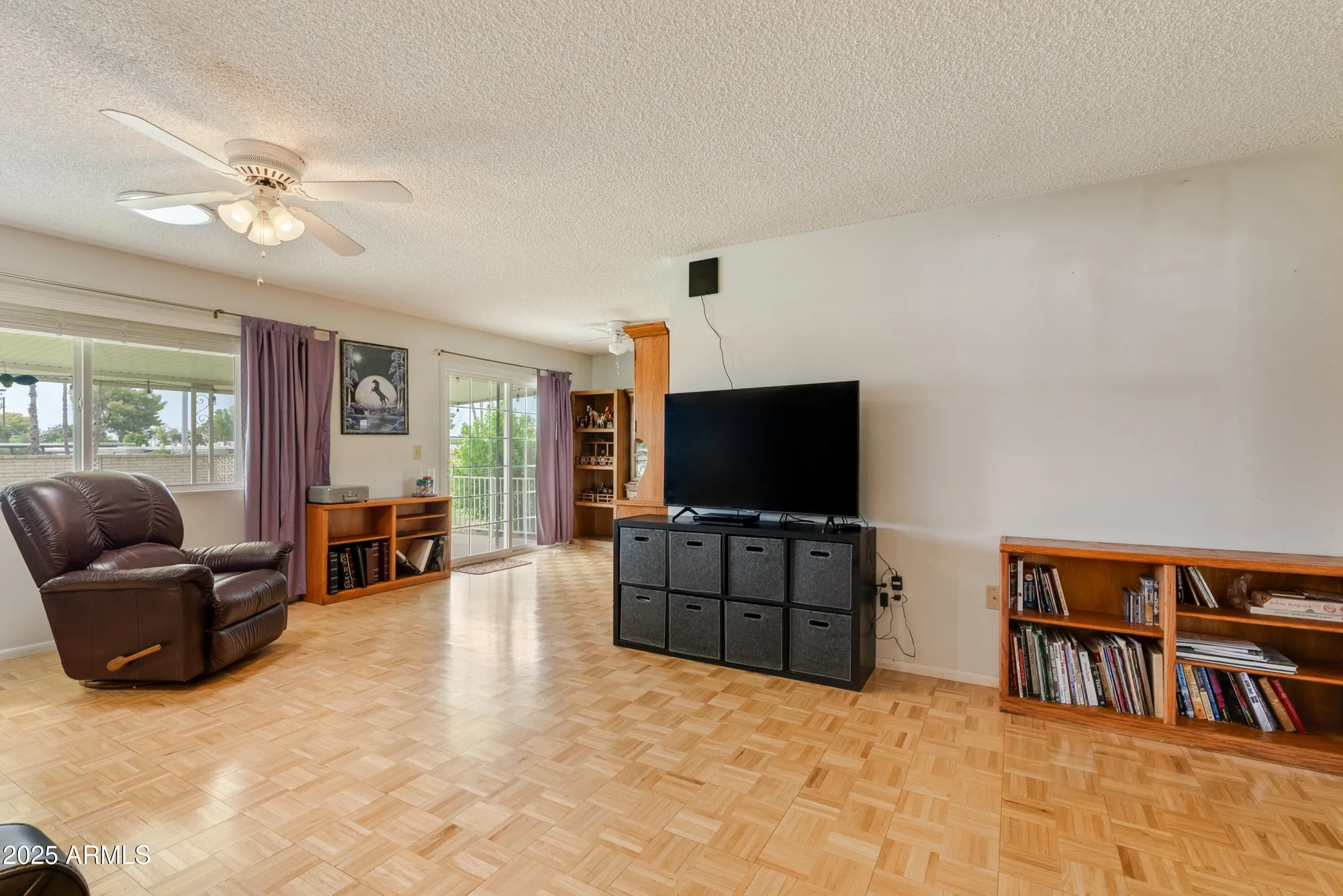 Property Slideshow image 12 of 28 | 9961 w bolivar dr, Sun City, AZ, 85351