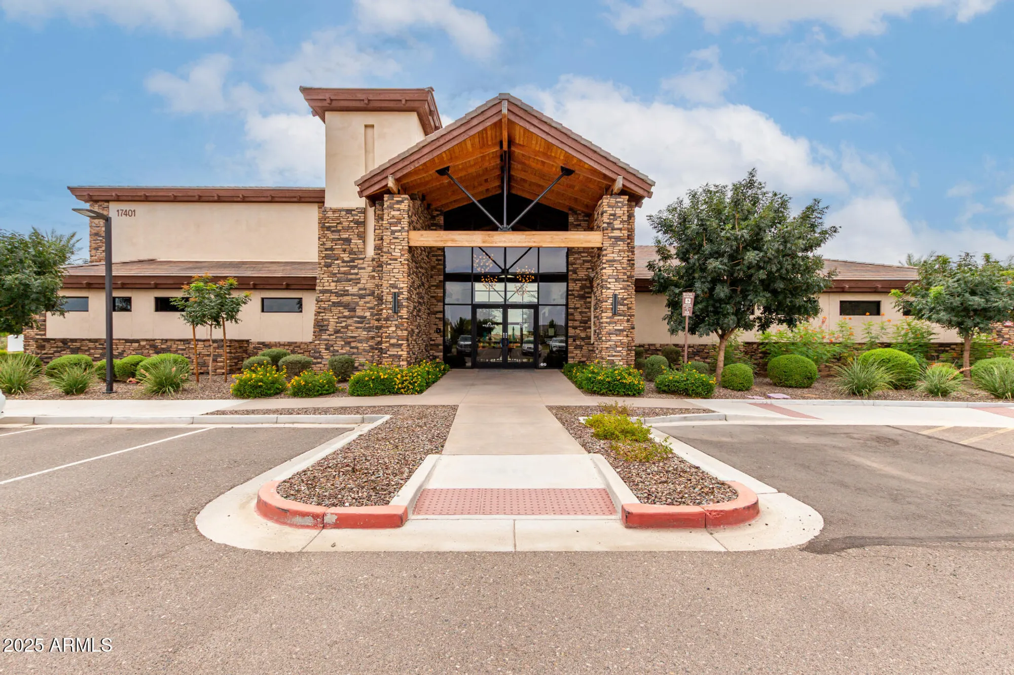 Property Slideshow image 33 of 36 | 24789 n 171st ln, Surprise, AZ, 85387