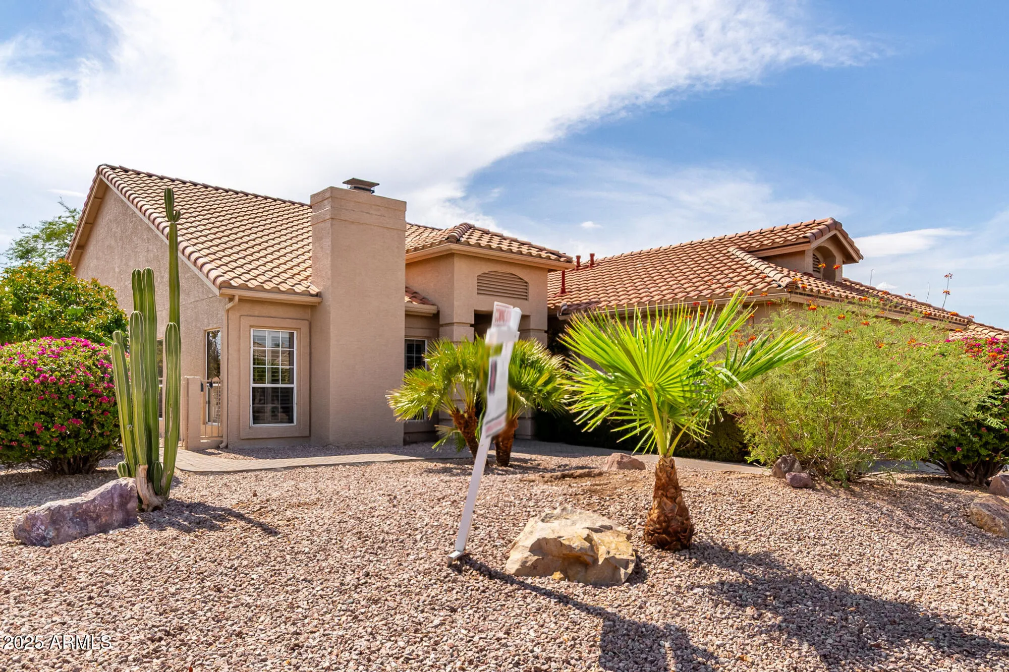 Property Slideshow image 5 of 42 | 9009 e cedar waxwing dr, Sun Lakes, AZ, 85248