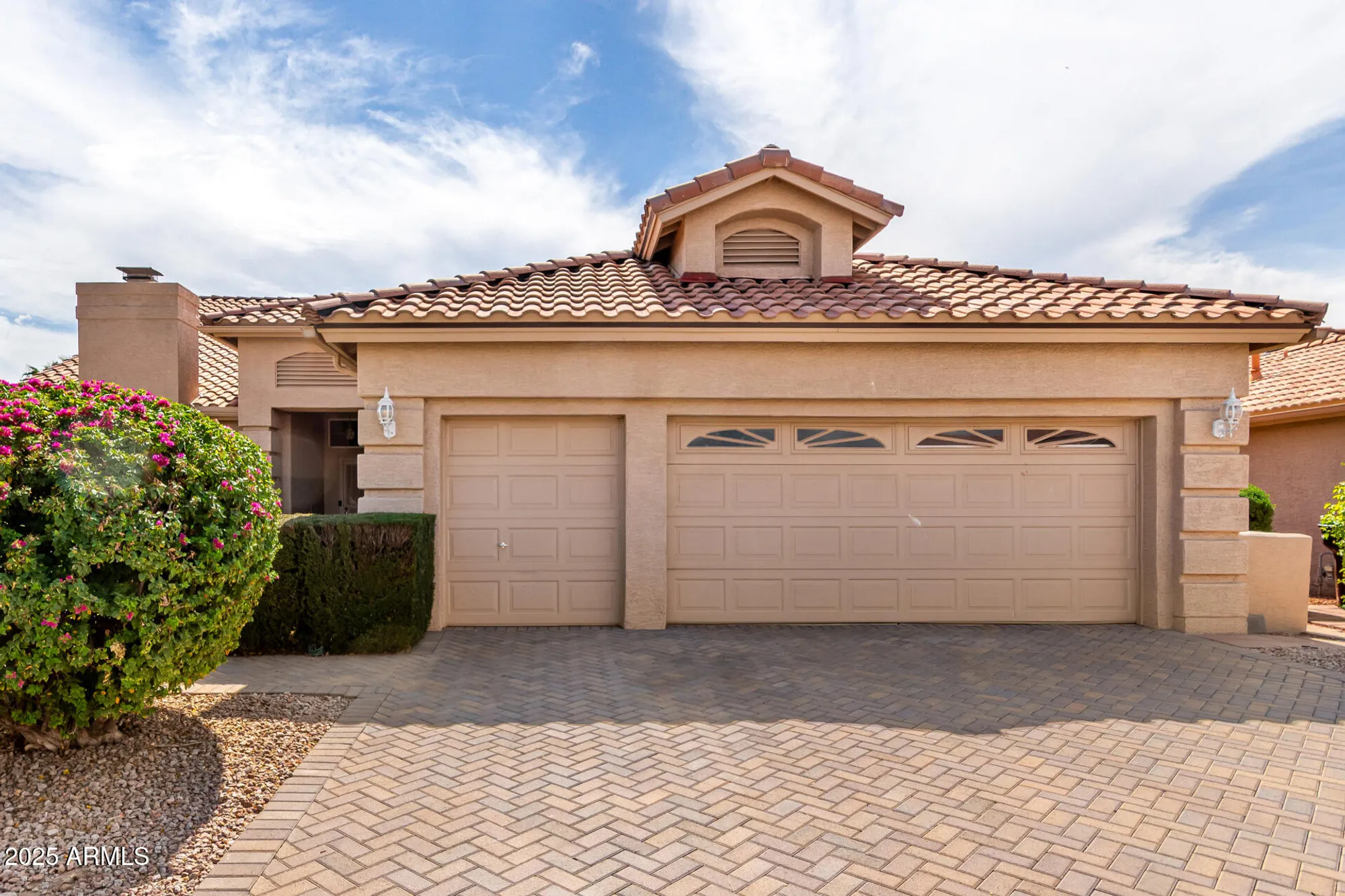 Property Slideshow image 3 of 42 | 9009 e cedar waxwing dr, Sun Lakes, AZ, 85248