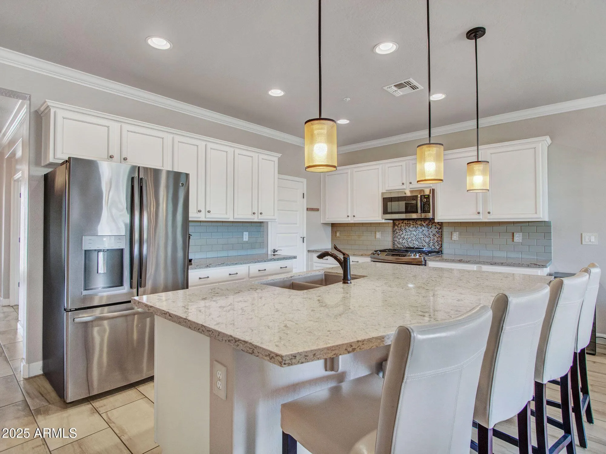 Property Slideshow image 13 of 48 | 29363 n 132nd ln, Peoria, AZ, 85383