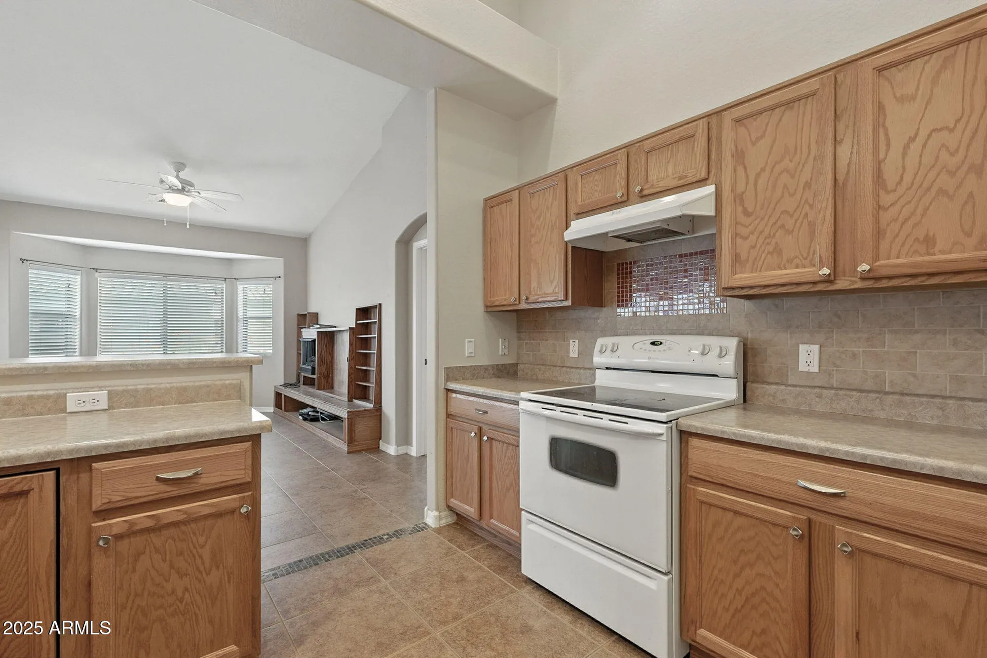Property Slideshow image 14 of 45 | 1580 e brenda dr, Casa Grande, AZ, 85122