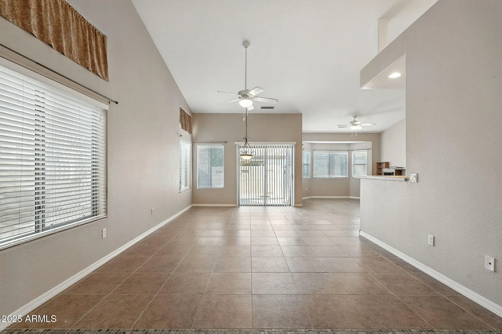 Property Slideshow image 10 of 45 | 1580 e brenda dr, Casa Grande, AZ, 85122