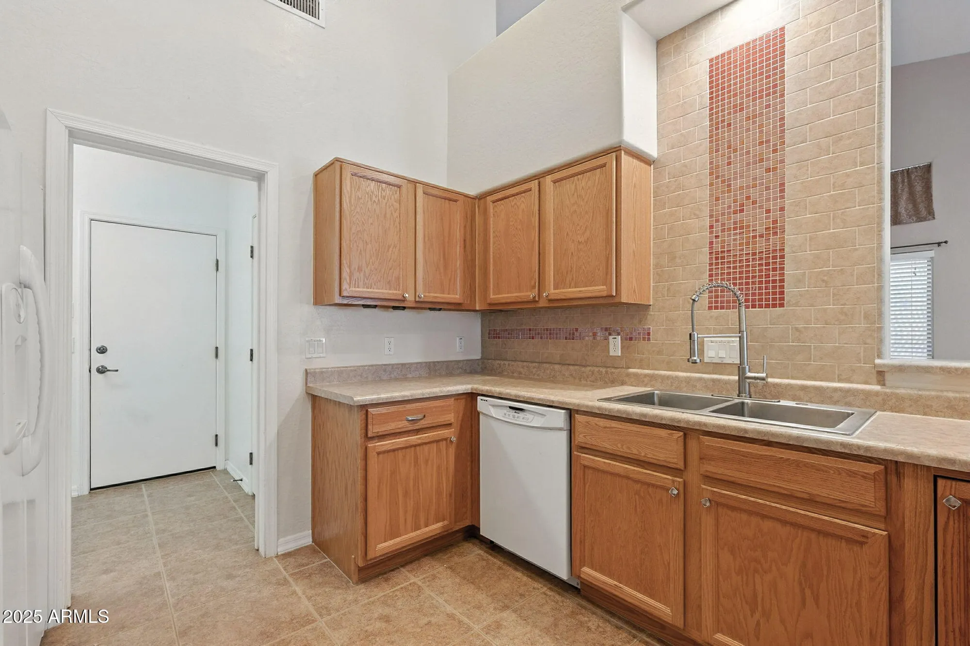 Property Slideshow image 13 of 45 | 1580 e brenda dr, Casa Grande, AZ, 85122