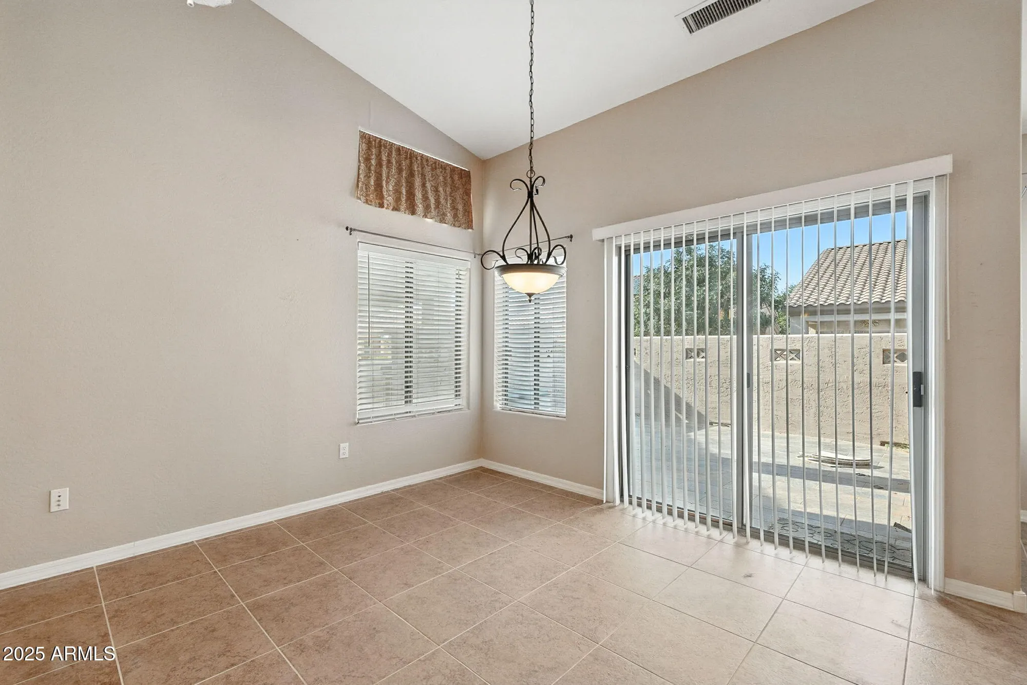 Property Slideshow image 15 of 45 | 1580 e brenda dr, Casa Grande, AZ, 85122