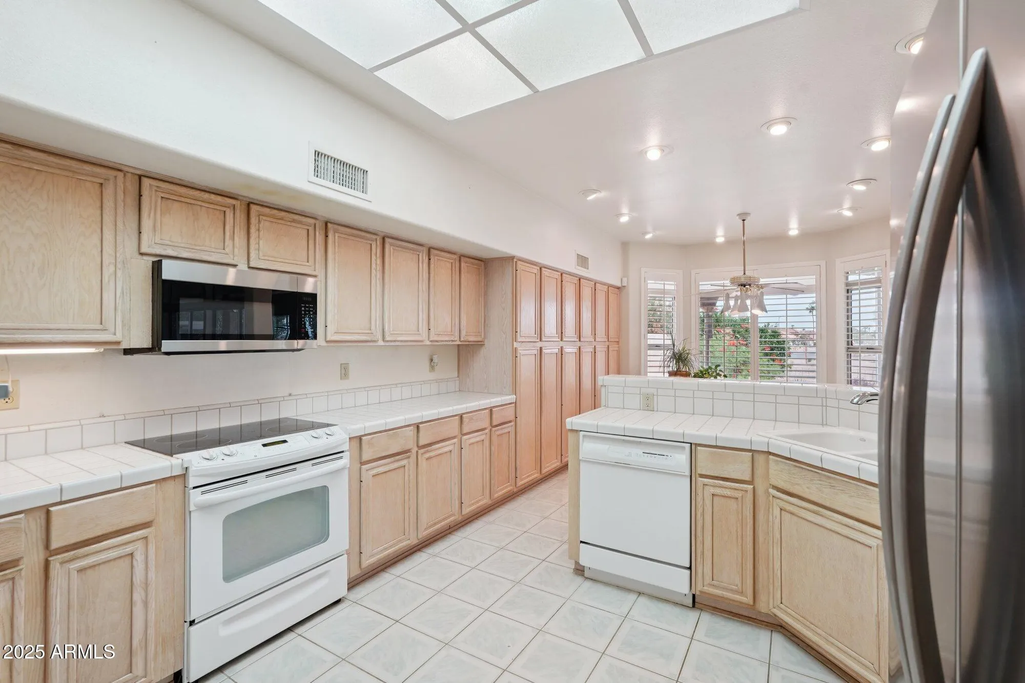 Property Slideshow image 16 of 50 | 14170 w desert glen dr, Sun City West, AZ, 85375