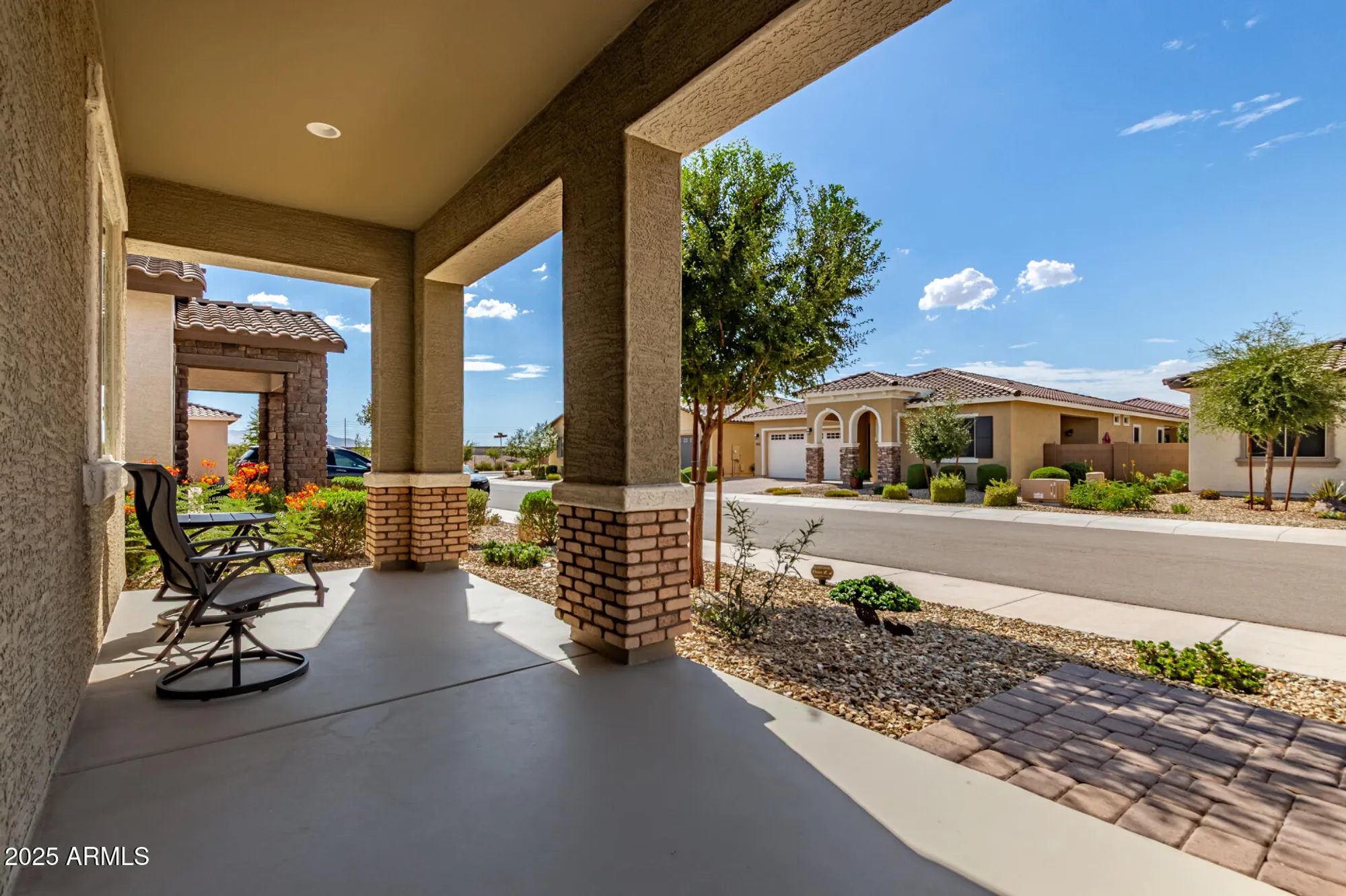 Property Slideshow image 3 of 39 | 24641 n 174th ln, Surprise, AZ, 85387