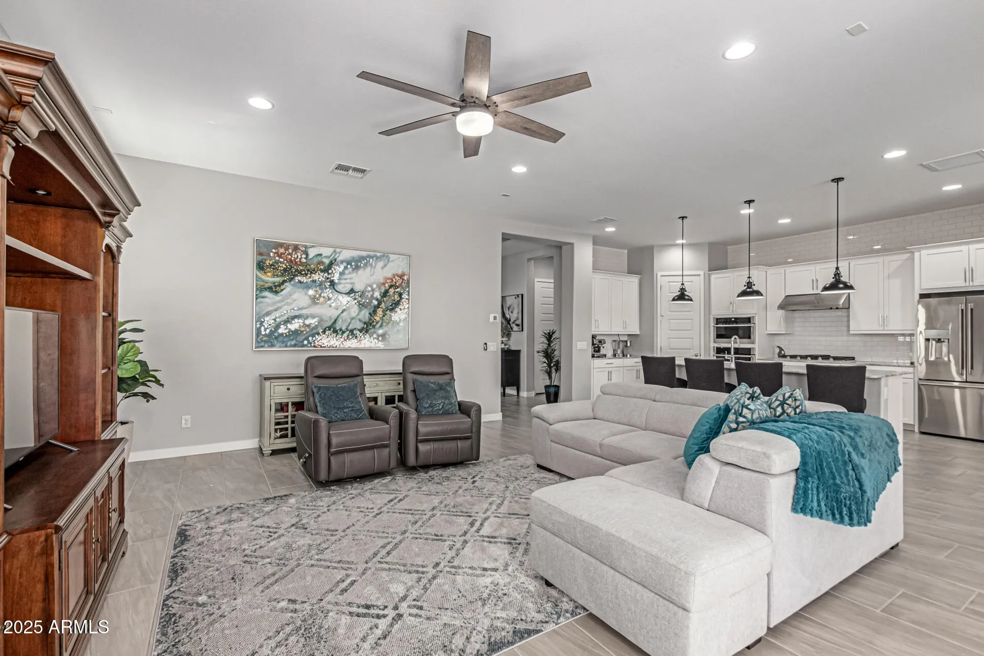 Property Slideshow image 7 of 39 | 24641 n 174th ln, Surprise, AZ, 85387