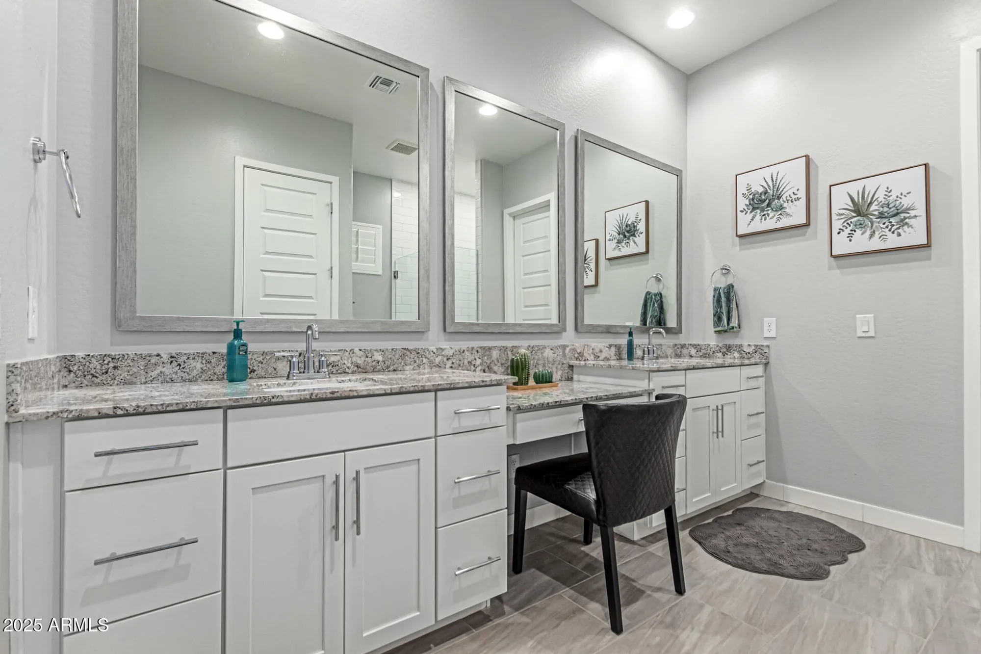 Property Slideshow image 15 of 39 | 24641 n 174th ln, Surprise, AZ, 85387