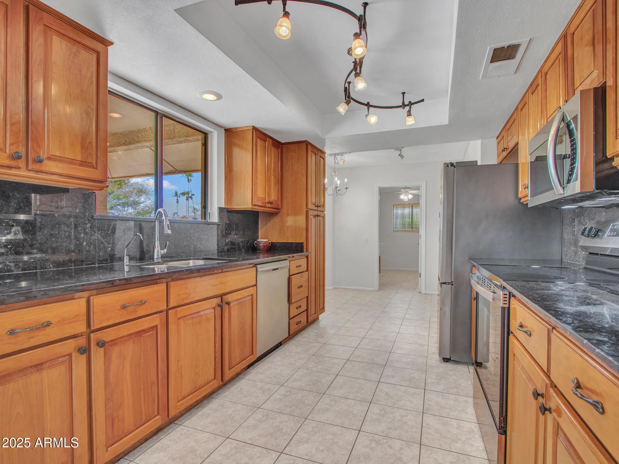 Property Slideshow image 21 of 41 | 12425 w morning dove dr, Sun City West, AZ, 85375