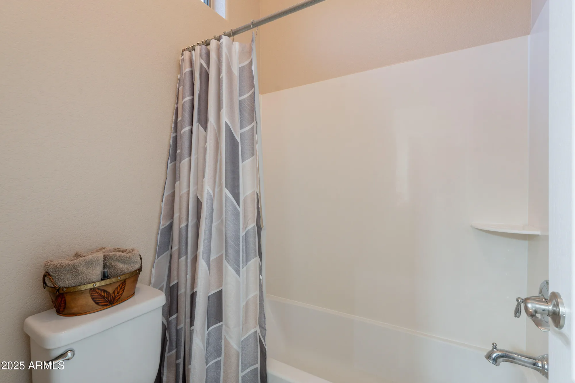 Property Slideshow image 18 of 74 | 18226 w stinson dr, Surprise, AZ, 85374