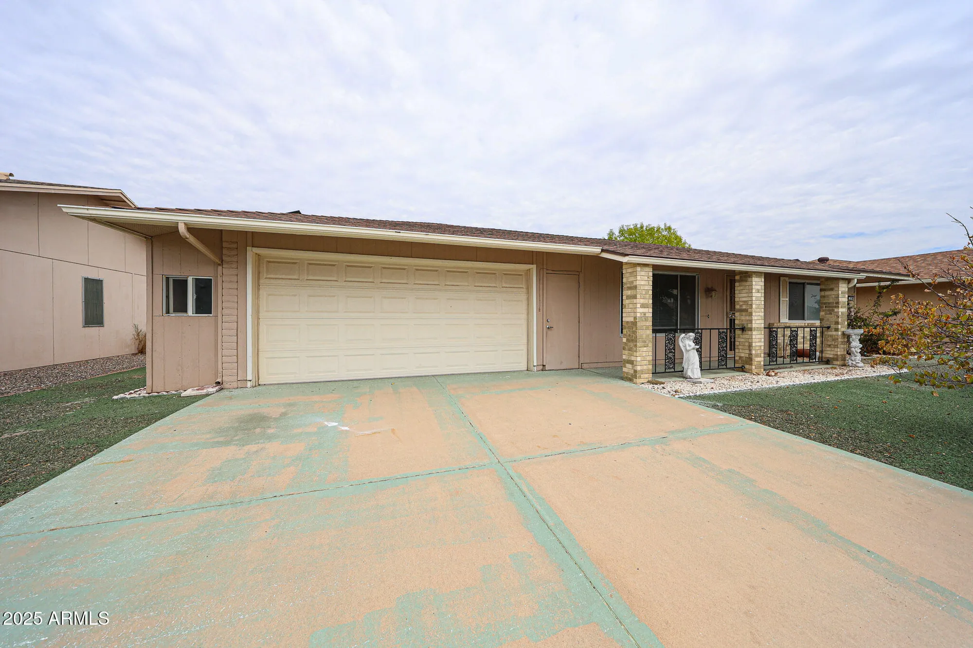 Property Slideshow image 15 of 35 | 9714 w terrace ln, Sun City, AZ, 85373