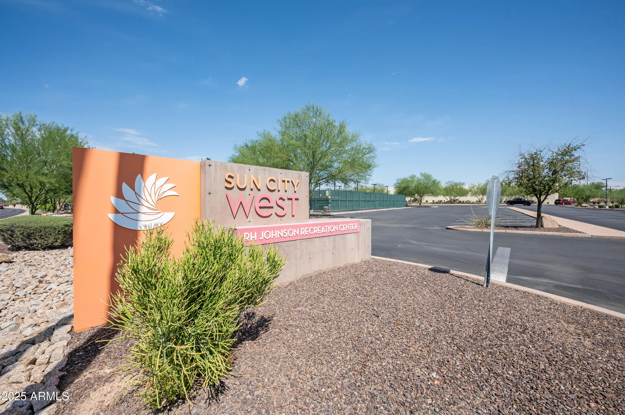 Property Slideshow image 27 of 33 | 17602 n desert glen dr, Sun City West, AZ, 85375