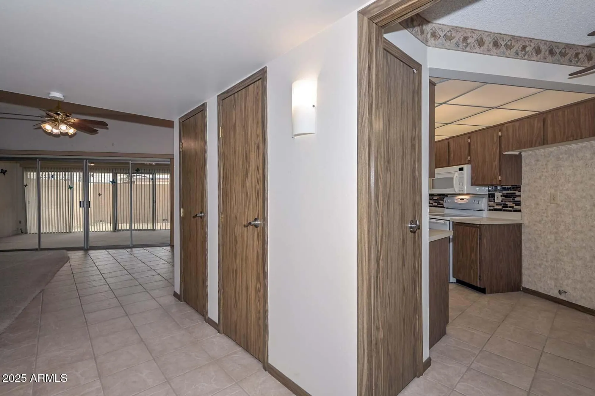 Property Slideshow image 4 of 46 | 10930 w topaz dr, Sun City, AZ, 85351