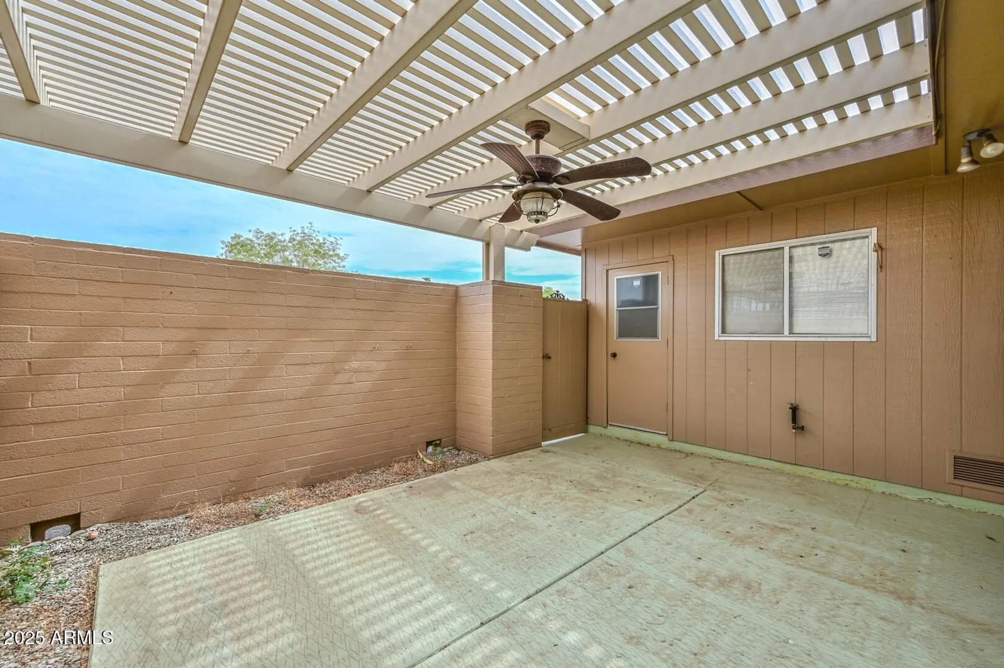 Property Slideshow image 27 of 46 | 10930 w topaz dr, Sun City, AZ, 85351