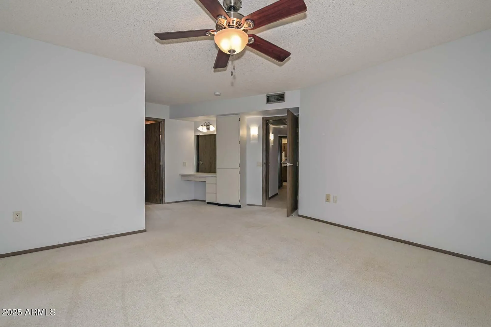 Property Slideshow image 18 of 46 | 10930 w topaz dr, Sun City, AZ, 85351